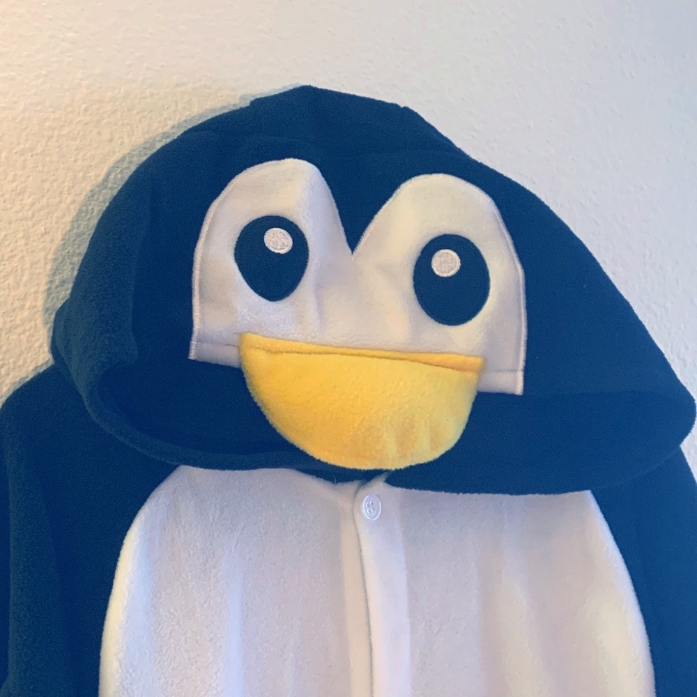 PENGUIN BLACK 'N WHITE ONESIE, KIGURUMI